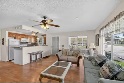 3241 Ridge Hill Rd, Boynton Beach, FL 33435 - Photo 8