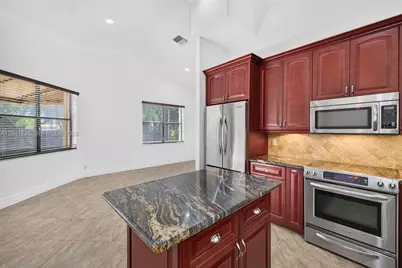 1380 NW 103rd Ter, Plantation, FL 33322 - Photo 14