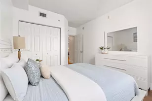 17145 N Bay Rd, Sunny Isles Beach, FL 33160 - Photo 10