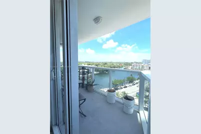 2401 Collins Ave #1009, Miami Beach, FL 33140 - Photo 20