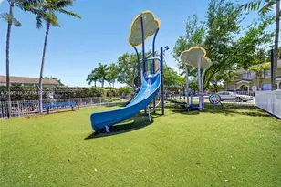 1068 SE 24th Ave, Homestead, FL 33035 - Photo 12