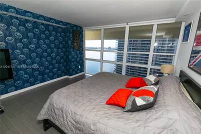 600 NE 36th St #PH3, Miami, FL 33137 - Photo 8
