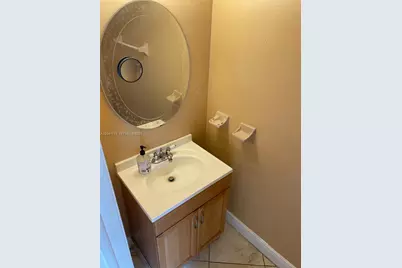 10851 SW 6th St #5, Sweetwater, FL 33174 - Photo 12