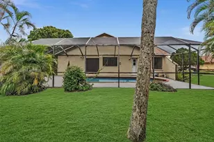 8813 Paradise Ct, Tamarac, FL 33321 - Photo 32