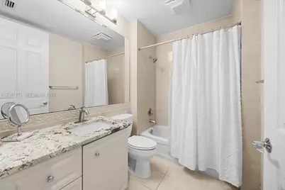 38 E Harbour Isle Dr E #104, Fort Pierce, FL 34949 - Photo 24
