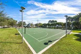 601 NW 3rd Ave, Hallandale Beach, FL 33009 - Photo 22
