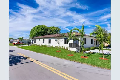 601 NW 3rd Ave, Hallandale Beach, FL 33009 - Photo 1