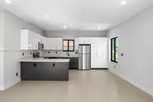 601 NW 3rd Ave, Hallandale Beach, FL 33009 - Photo 6
