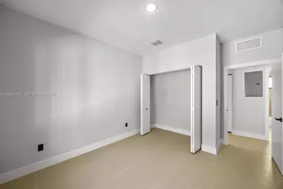 601 NW 3rd Ave, Hallandale Beach, FL 33009 - Photo 10