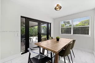 710 SW 70th Ave, Pembroke Pines, FL 33023 - Photo 4