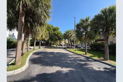 12080 SW 268th St #24, Homestead, FL 33032 - Photo 16