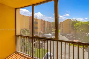 4805 NW 7th St, Miami, FL 33126 - Photo 24
