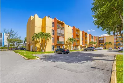 4805 NW 7th St #302-15, Miami, FL 33126 - Photo 26