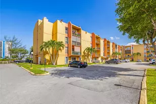 4805 NW 7th St, Miami, FL 33126 - Photo 26