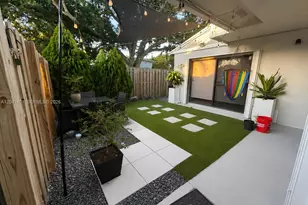 13290 NW 7th St, Plantation, FL 33325 - Photo 4