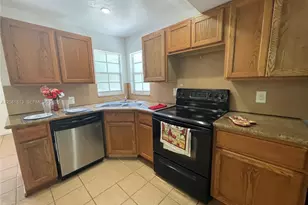 804 NW 19th Terrace, Fort Lauderdale, FL 33311 - Photo 6