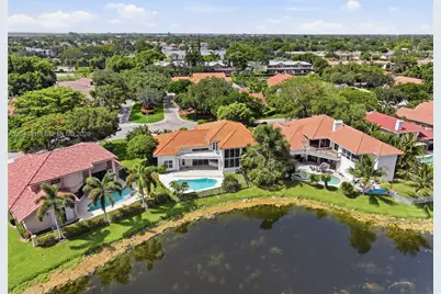12388 Classic Dr, Coral Springs, FL 33071 - Photo 4