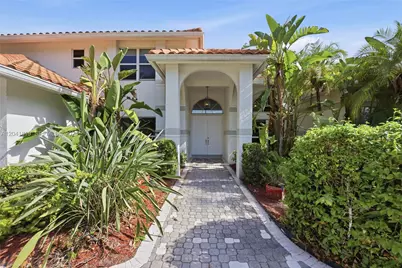 12388 Classic Dr, Coral Springs, FL 33071 - Photo 6