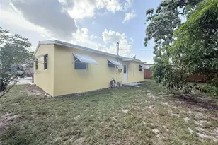 1311 N 69th Ave, Hollywood, FL 33024 - Photo 30