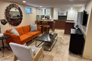 1033 NW 6th St, Miami, FL 33136 - Photo 6