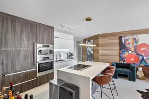851 NE 1st Ave, Miami, FL 33132 - Photo 4