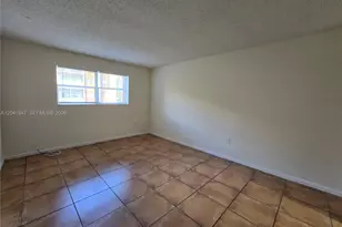 3600 NW 21st St, Lauderdale Lakes, FL 33311 - Photo 12