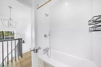 939 W 47th Ct, Miami Beach, FL 33140 - Photo 32