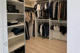 3640 Yacht Club Dr, Aventura, FL 33180 - Photo 20