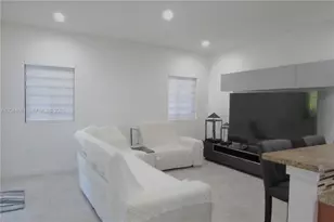 16825 SW 109th Pl, Miami, FL 33157 - Photo 10