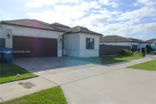 16825 SW 109th Pl, Miami, FL 33157 - Photo 2