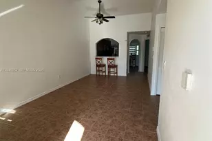 2920 SE 12th Rd, Homestead, FL 33035 - Photo 2