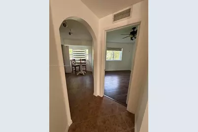 2920 SE 12th Rd #203-30, Homestead, FL 33035 - Photo 8