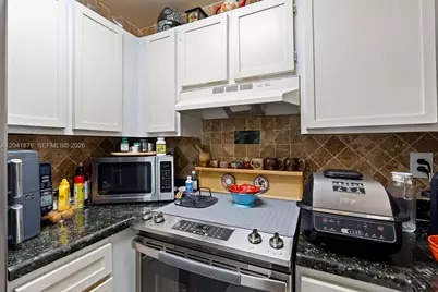 2075 SW 122nd Ave #505, Miami, FL 33175 - Photo 8