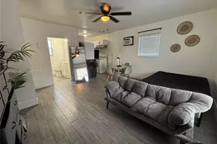 1843 Dewey St, Hollywood, FL 33020 - Photo 2