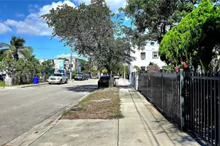 241 NW 32nd St, Miami, FL 33127 - Photo 62