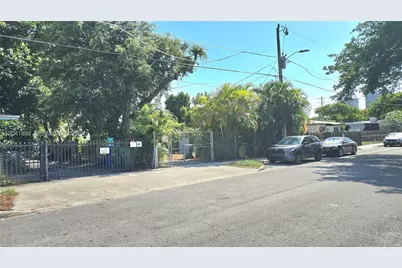 241 NW 32nd St, Miami, FL 33127 - Photo 62