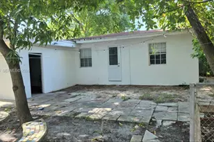 241 NW 32nd St, Miami, FL 33127 - Photo 4