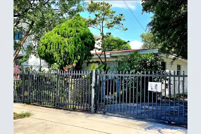 241 NW 32nd St, Miami, FL 33127 - Photo 50