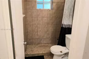 241 NW 32nd St, Miami, FL 33127 - Photo 42