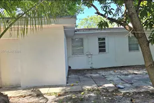 241 NW 32nd St, Miami, FL 33127 - Photo 8