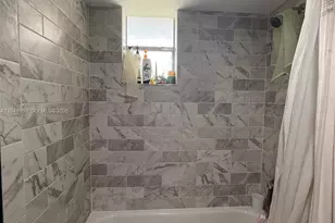 17000 NW 67th Ave, Hialeah, FL 33015 - Photo 24