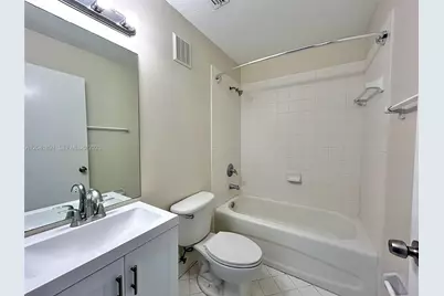 1270 SE 28th Ct #202, Homestead, FL 33035 - Photo 14