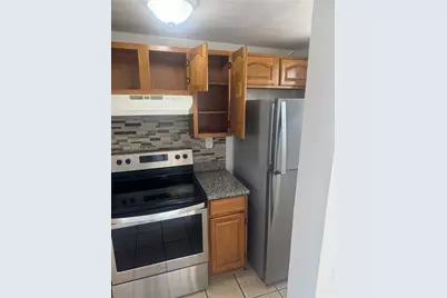 1551 W Okeechobee Rd #19, Hialeah, FL 33010 - Photo 1