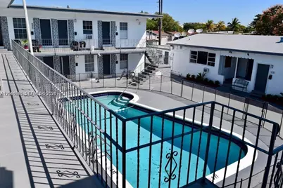 1843 Dewey St #118, Hollywood, FL 33020 - Photo 6