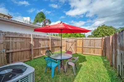 1635 Hollywood Blvd, Hollywood, FL 33020 - Photo 18