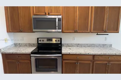 3042 Grandiflora Dr, Greenacres, FL 33467 - Photo 6