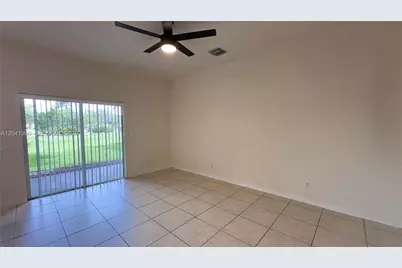 3042 Grandiflora Dr, Greenacres, FL 33467 - Photo 14