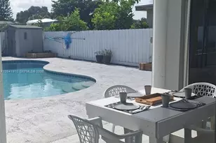 1800 N 55th Ave, Hollywood, FL 33021 - Photo 22