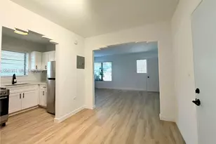 641 10th St, Miami Beach, FL 33139 - Photo 6