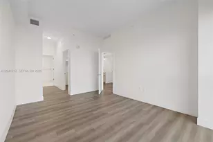 101 Diplomat Pkwy, Hallandale Beach, FL 33009 - Photo 22